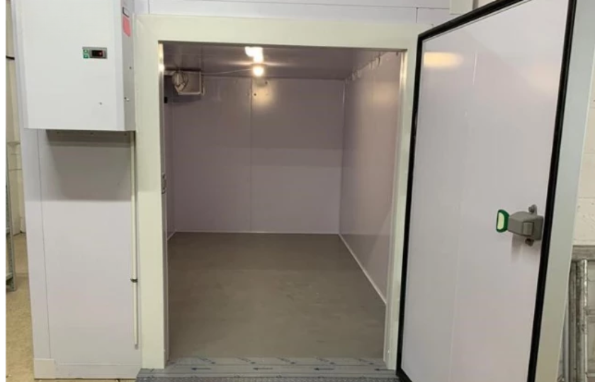 Cold Room (1)